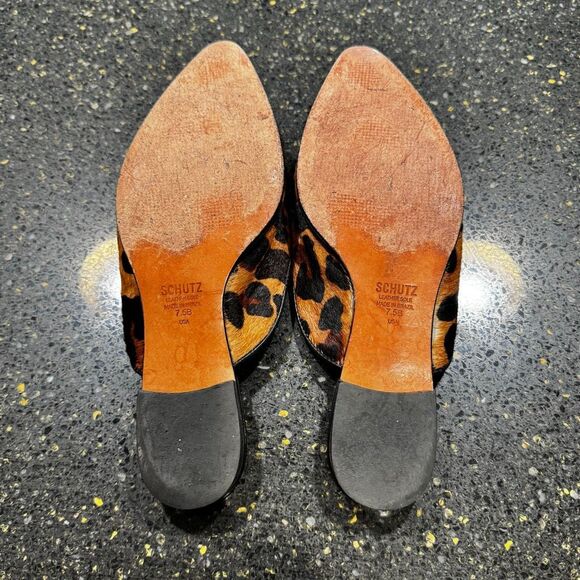 Schultz Leopard Studded Slides. Size 7.5B. - Picture 8 of 9